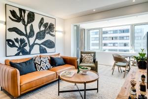 2bed Mouille Point Apartment w Amazing Cape Views