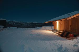 Earthboat Minakami Hodaigi