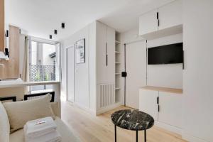 Quiet studio for 2P - Oberkampf