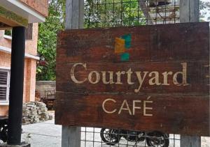 courtyard cafe