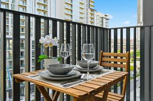 New Cozy Studio, Ideal for 2 in Kensington Waters