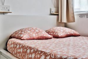 Cozy and Modern Apartment with View