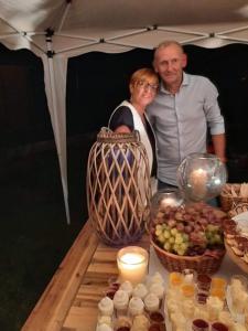 Le Mas Victoria - Chambres dhôtes avec table dhôtes-Parking privé ferme