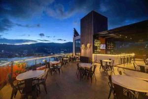 Front One Hotel Jayapura