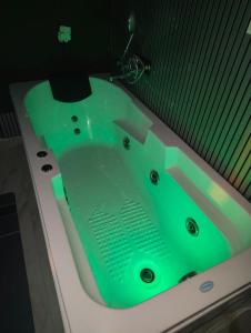 Suite with Private Jacuzzi