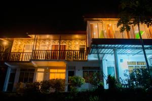 Rainforest field view resort