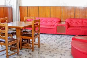 Whispering Palms Studio- Inside kunste Hotel