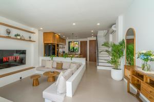 Villa Nuvé - Chic 2BR Mediterranean Pool Villa in Pererenan