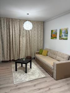Green cozy two bedroom apartment in Rakovica