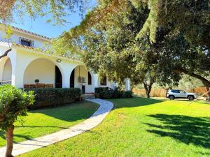 Breezy Garden Hideaway in Pula