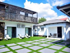 Cest La Vie Guest House