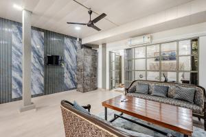 Jungle Retreat 1 -71 BNB