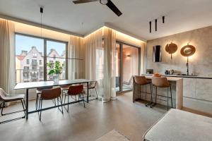 Granaria Deluxe Suites by Downtown Apartments