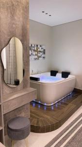 LAVENUE Hotel