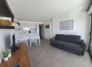 MARCOGVOILE - Golfe de Saint-Tropez - Agréable T2 cabine avec vue sur la marina