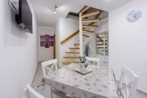 Apartment in Crikvenica 14216