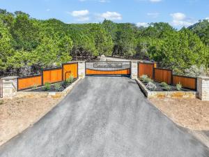 Cabins at Flite Acres - Coyote Cabin