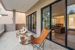 Chic Modern 4 Bedroom Villa in Canggu