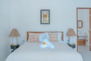 Villa LARRI - Modern & Luxury 3BR - Canggu Beach