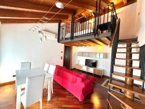 Loft with mezzanine 6' Center