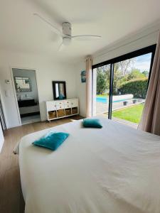 Maison neuve classée 3 étoiles entre océan et forêt