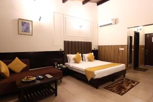 ECKO Kasang Regency Hill Resort