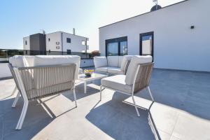 Villa EnDi in Medulin, Istria by Istrabook