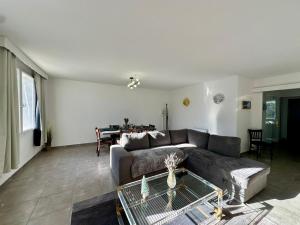 Villa Maguy - Piscine et jardin privée - Proche centre ville Aix en Provence - Parking - Boulodrome - Plancha