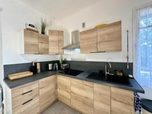 Villa Maguy - Piscine et jardin privée - Proche centre ville Aix en Provence - Parking - Boulodrome - Plancha