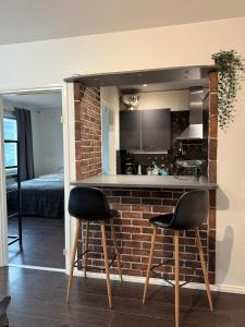 Persoonallinen kaksio keskustan vierestä