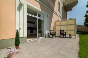 Modernes Airport-Apartment Bellavista mit Garten