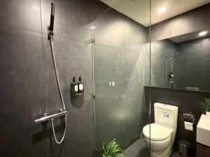 2 bed 2 bath luxury appartment Convention Center