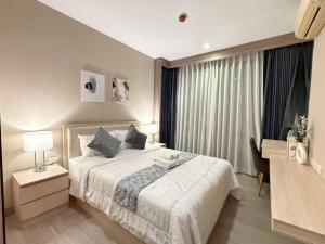 2 bed 2 bath luxury appartment Convention Center