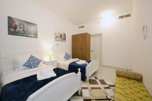 Silk Valley - Luxury 1B close to AUH Airport