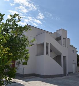 Apartments and Rooms Tomas