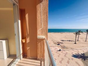 Apartamento primera línea playa San Antonio