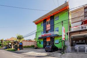 RedDoorz near Ubud Village