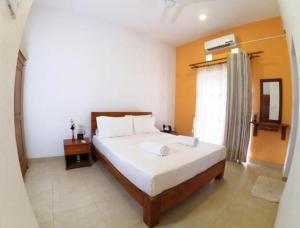 Grace Miriam inn negombo