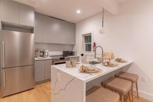 Japandi Cozy In Brooklyn & Balcony