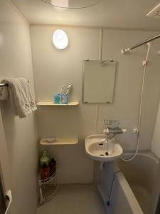 都心の家30 square meter king size bed, step meter, 3-person room201