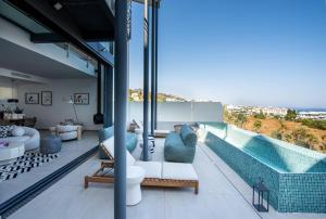ViVi Homes - Villa Huracan, private pool, sea view, terrace
