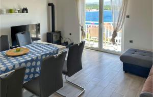 Nice Apartment In Lumbarda With House Sea View