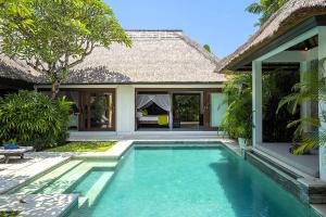 Superb and elegant 3-Bedroom villa close to the beach