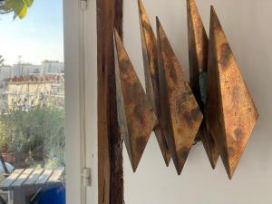 Penthouse with Terrasse and view on Eiffel tower