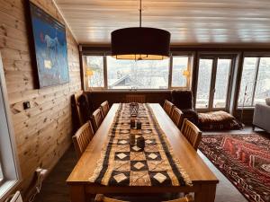 Familiehytte med fantastisk beliggenhet i Vestlia