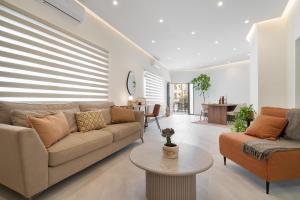 Coralie 3 bedroom apartment 40m from the beach