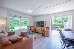 Theislandlife Vakantiehuis met privé jacuzzi en 3 B&B kamers