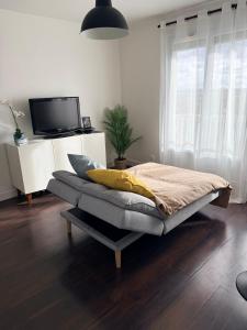 Studio aux portes dOrly et Paris