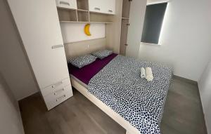 Nice Apartment In Lumbarda With House Sea View