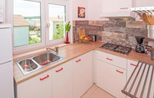 Nice Apartment In Medulin